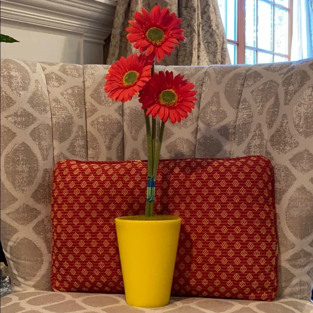Red-Orange Daisy in Yellow Pot Centerpiece